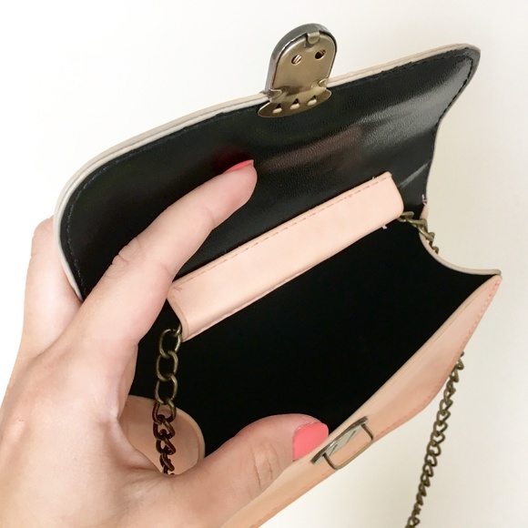 Vintage Style Pink Small Crossbody Handbag - Picture 6 of 8